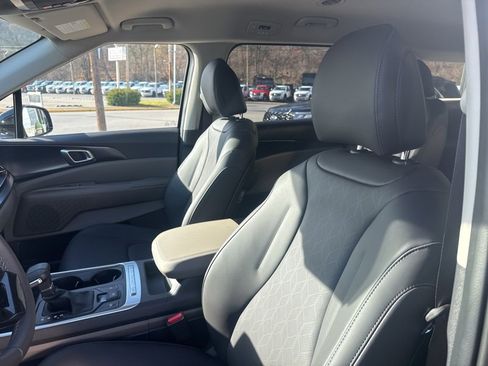 New 2026 Kia Carnival LXS image 26