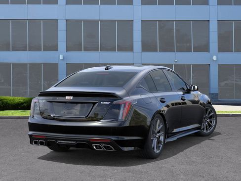 New 2026 Cadillac CT5 V image 4