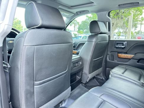 Used 2018 Chevrolet Silverado 1500 High Country AWD/4WD image 14