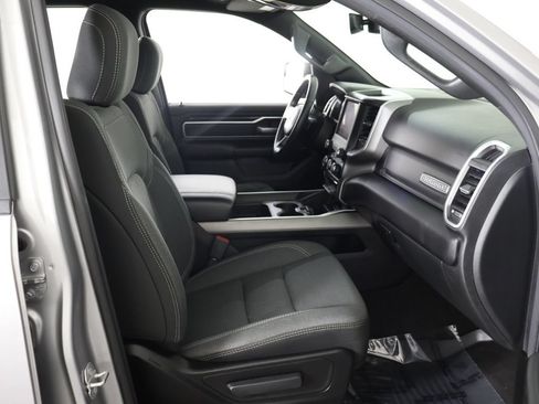 Used 2022 RAM 1500 Big Horn AWD/4WD image 29