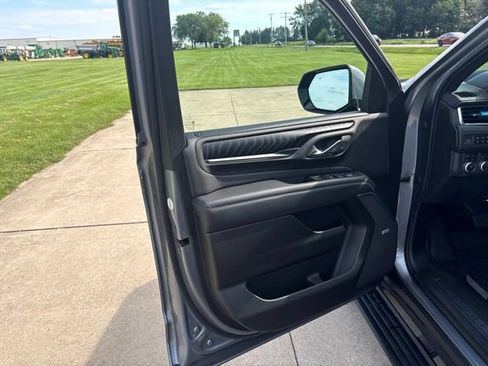 Used 2022 GMC Yukon Denali AWD/4WD image 12