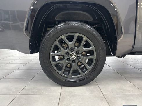 Used 2024 Toyota Tundra Platinum image 12