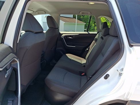 Certified 2023 Toyota RAV4 XLE AWD/4WD image 11