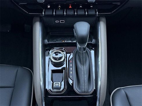 New 2026 GMC Canyon Denali image 15