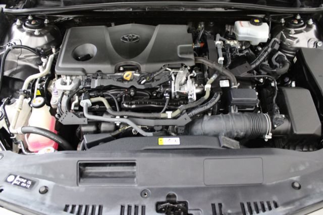 Used 2019 Toyota Camry XLE FWD image 24