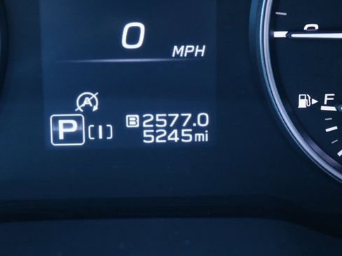 Certified 2025 Subaru Forester Premium image 31