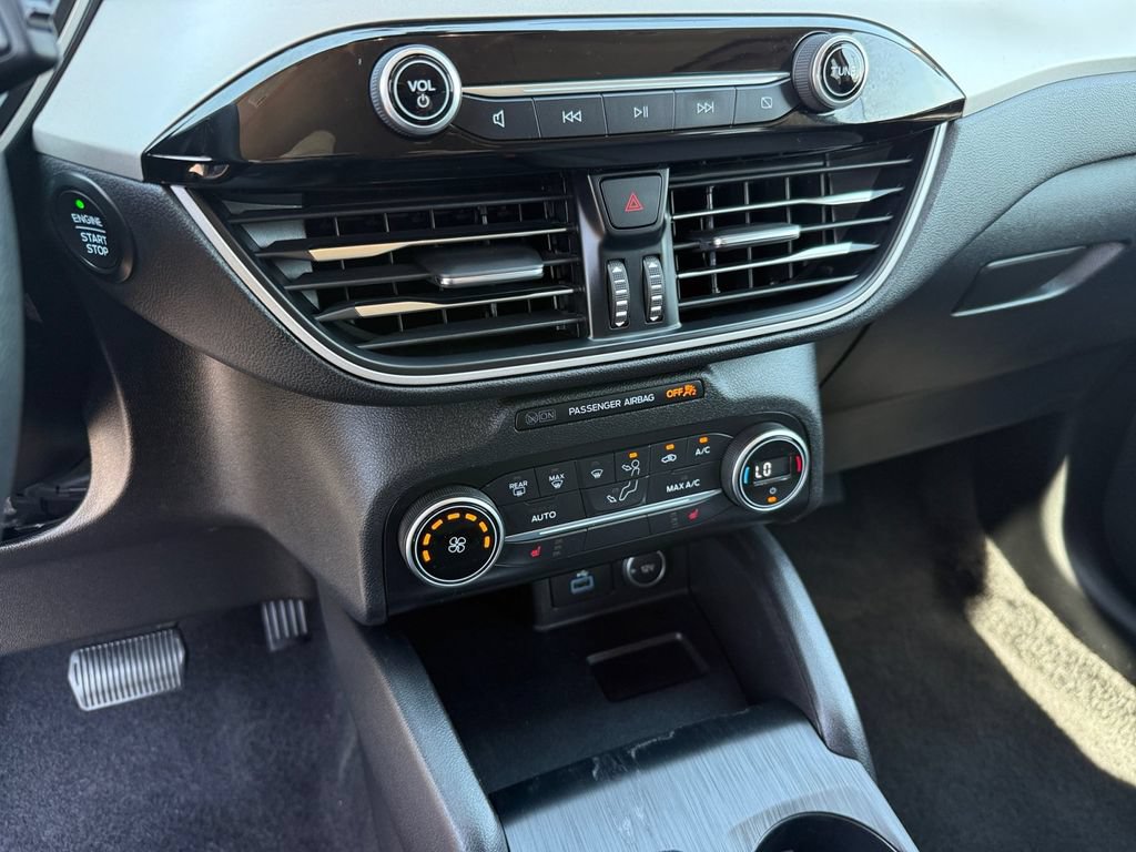 Used 2020 Ford Escape SE AWD/4WD image 20