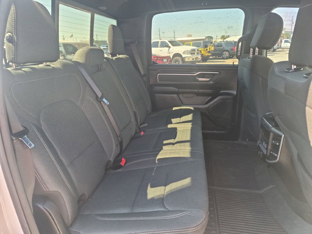 Used 2022 RAM 1500 Big Horn AWD/4WD image 31