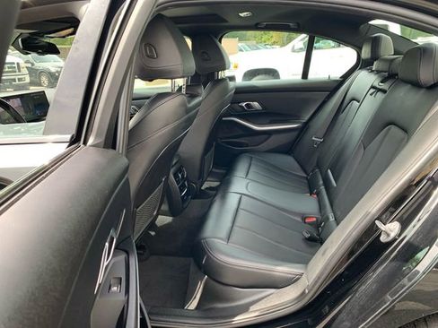 Used 2023 BMW 330i xDrive Sedan image 15