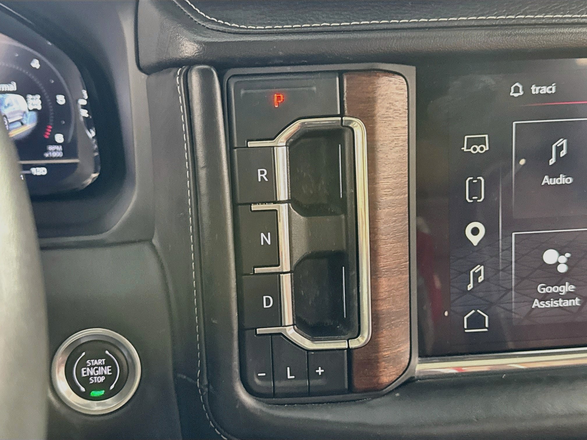 Used 2023 GMC Yukon Denali Ultimate AWD/4WD image 22