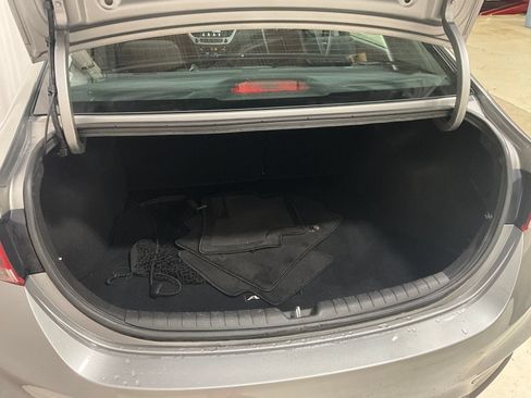 Used 2021 Hyundai Accent Limited w/ Cargo Package FWD image 26