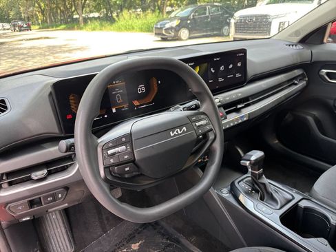 Used 2026 Kia K4 FWD image 33