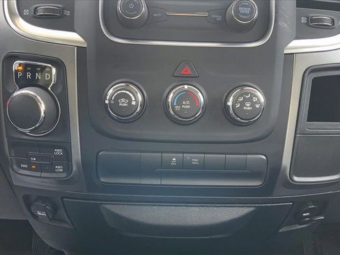 Used 2024 RAM 1500 Classic SLT image 17