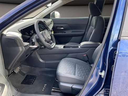 New 2026 Nissan Kicks SV w/ SV Premium Package image 7