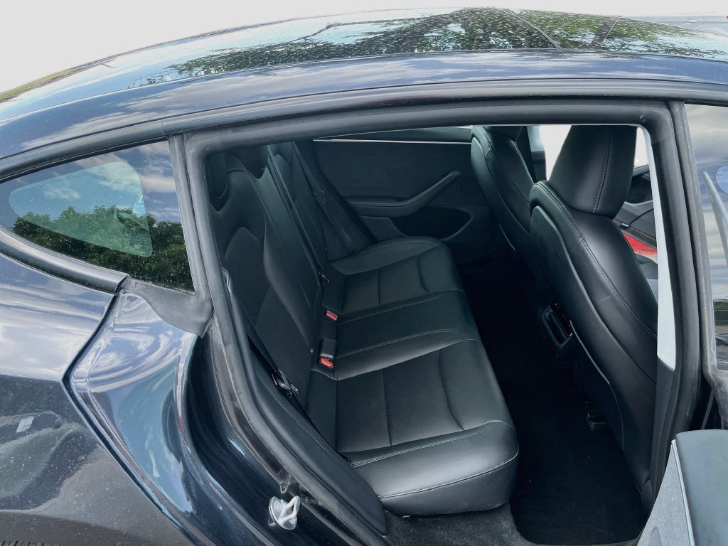 Used 2025 Tesla Model 3 Long Range AWD/4WD image 27