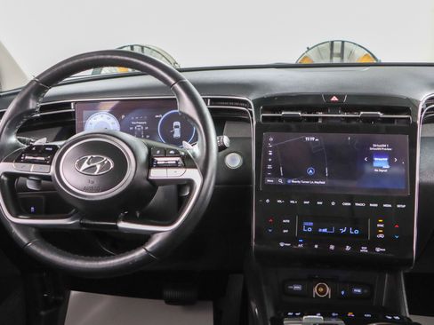 Used 2024 Hyundai Tucson Limited FWD image 17