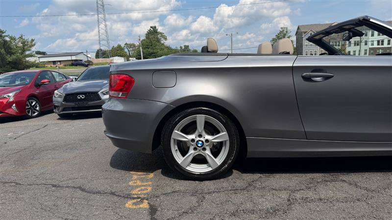 Used 2013 BMW 128i Convertible RWD image 5