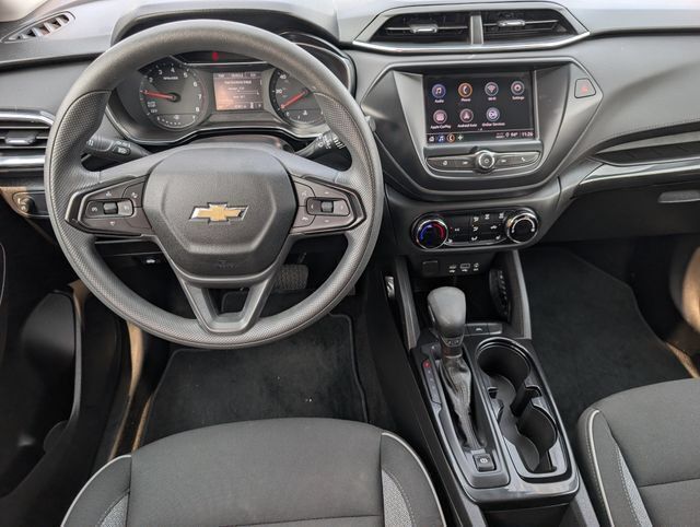 Used 2023 Chevrolet TrailBlazer LT FWD image 19