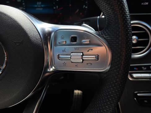 Used 2023 Mercedes-Benz GLC 300 4MATIC Coupe image 33