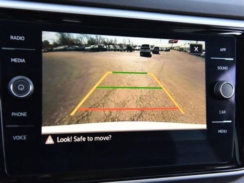 Certified 2023 Volkswagen Atlas Cross Sport SE w/ Panoramic Sunroof Package image 13