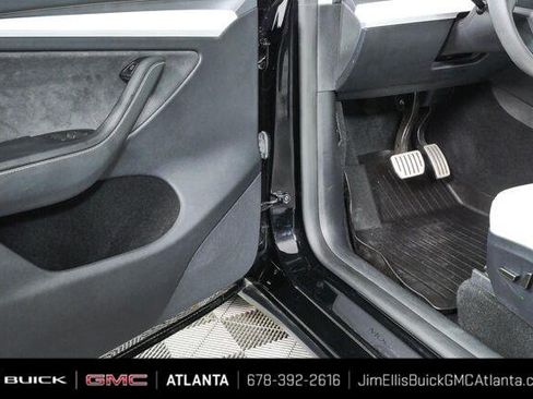 Used 2024 Tesla Model Y Performance AWD/4WD image 7