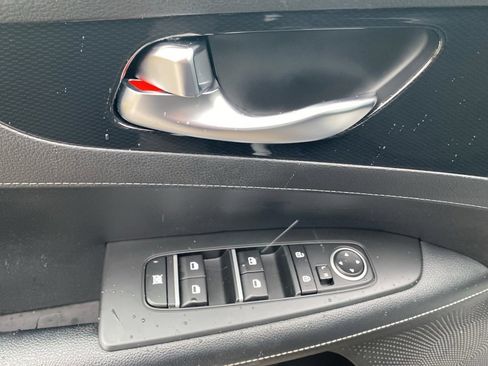 Certified 2023 Kia Forte GT-Line image 18