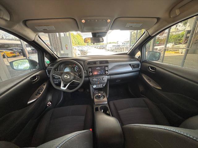 Used 2025 Nissan Leaf S FWD image 21