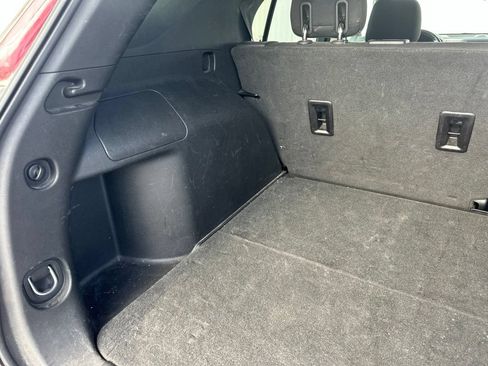 Used 2019 Chevrolet Equinox LT AWD/4WD image 22