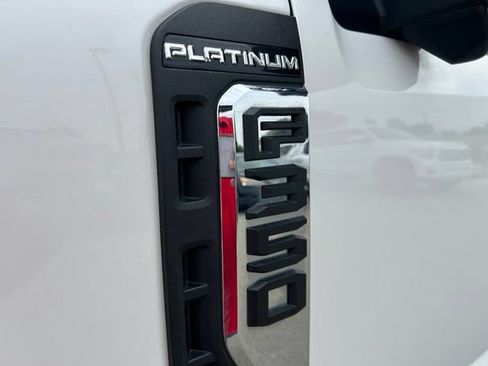 Used 2024 Ford F350 Platinum w/ Tremor Off-Road Package AWD/4WD image 10