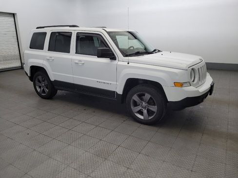 Used 2015 Jeep Patriot High Altitude image 11
