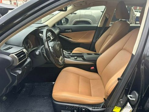 Used 2016 Lexus IS 200t image 8