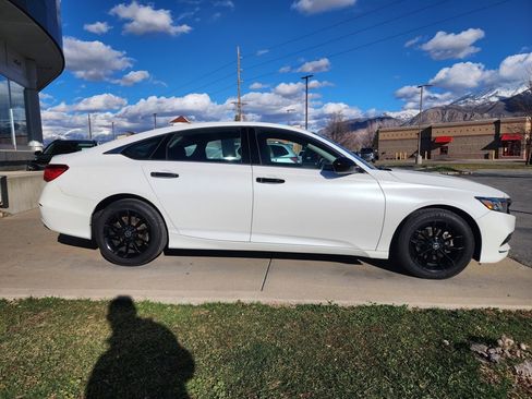 Used 2019 Honda Accord LX image 4