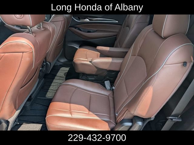 Used 2019 Buick Enclave Avenir w/ Avenir Technology Package FWD image 18