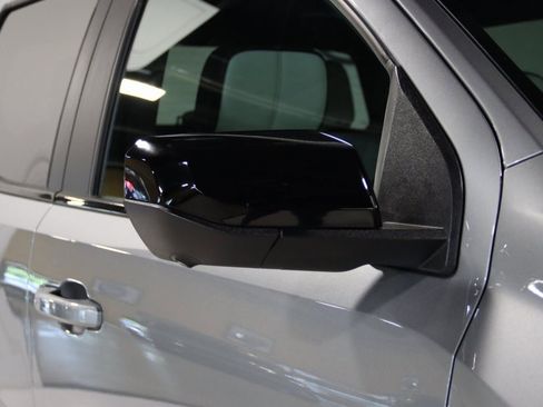 Used 2023 GMC Canyon AT4X image 10