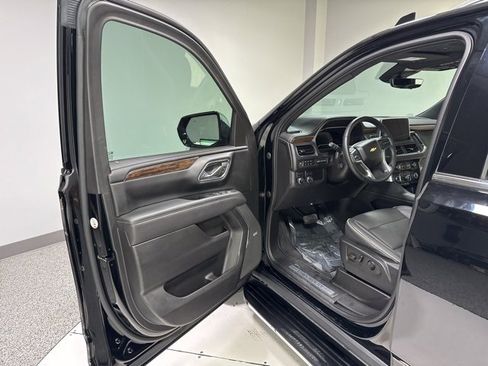 Used 2023 Chevrolet Tahoe Premier image 12