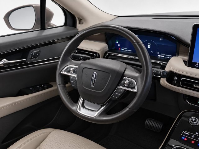 Certified 2022 Lincoln Nautilus Reserve AWD/4WD image 18