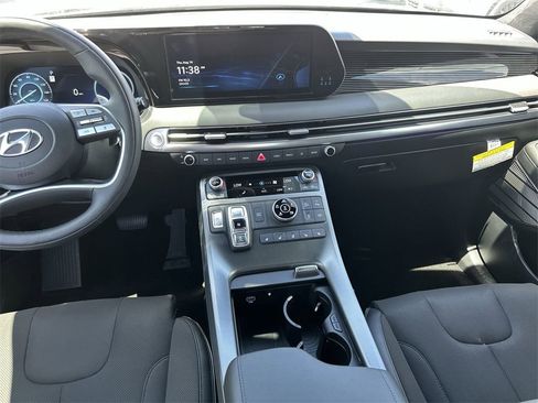 New 2025 Hyundai Palisade Calligraphy image 5