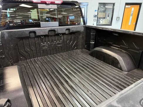 Used 2020 GMC Sierra 1500 AT4 w/ AT4 Premium Package AWD/4WD image 24