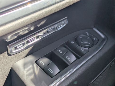 Used 2025 GMC Sierra 1500 Denali w/ Denali Reserve Package image 29