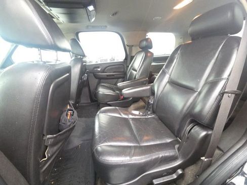 Used 2009 GMC Yukon Denali image 19