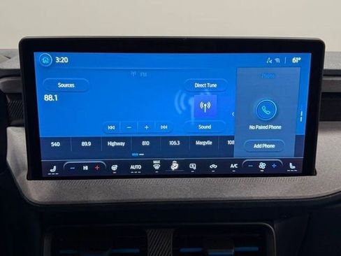 New 2026 Ford Maverick XLT w/ XLT Luxury Package FWD image 25