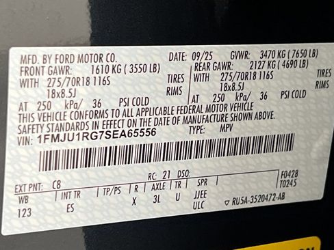Used 2025 Ford Expedition Tremor AWD/4WD image 87