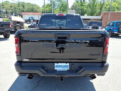 New 2026 RAM 1500 Express AWD/4WD image 5