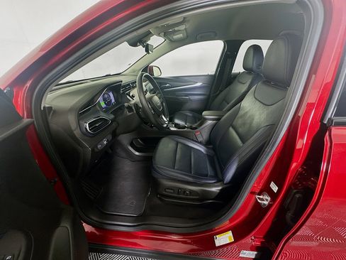 Used 2022 Chevrolet Bolt EUV Premier image 13