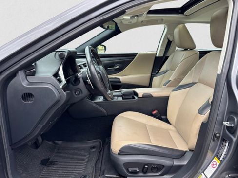 Used 2019 Lexus ES 350 image 10