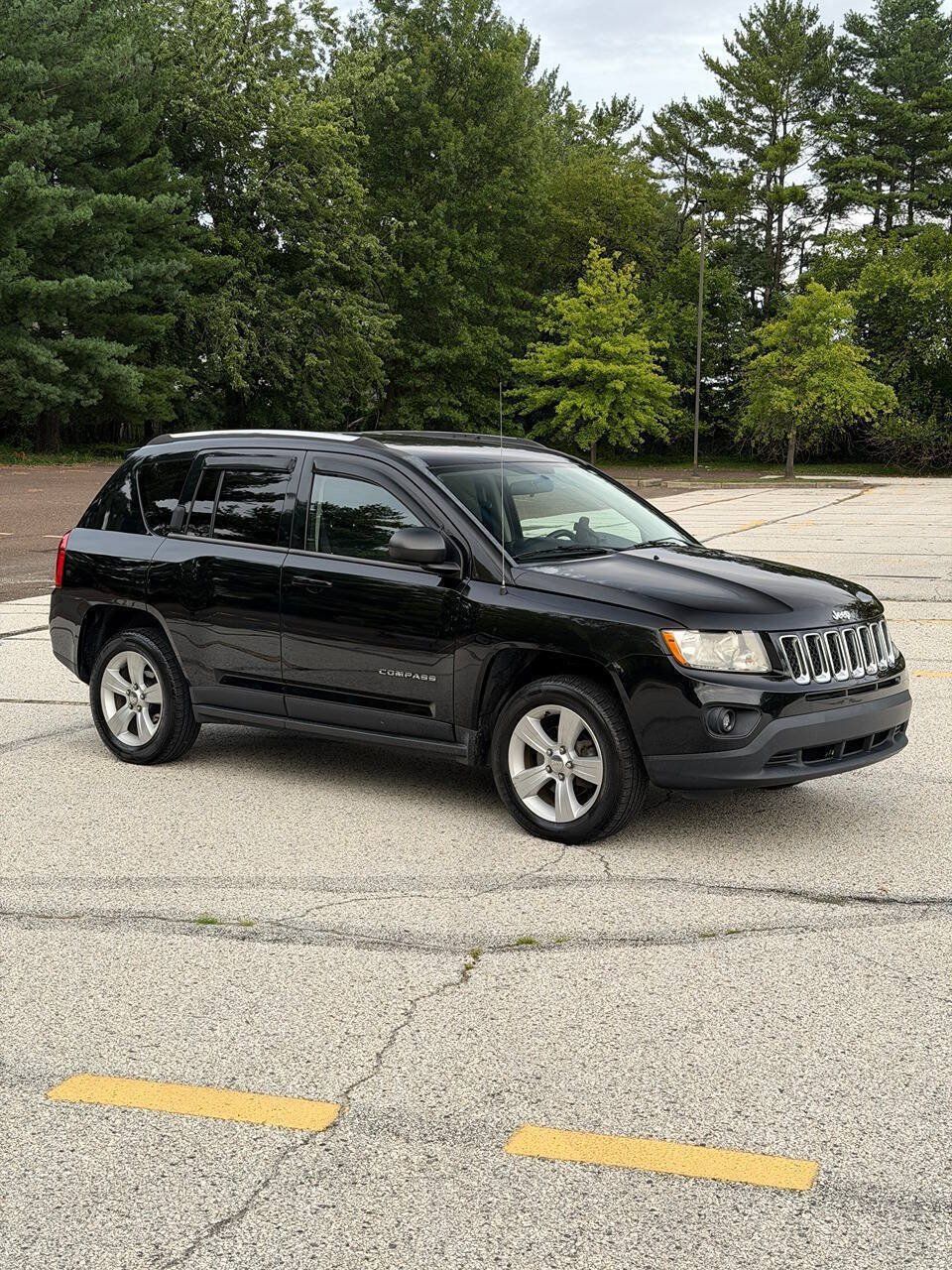 Used 2013 Jeep Compass Latitude AWD/4WD image 8