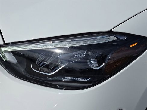 New 2026 Mercedes-Benz C 300 Sedan image 8