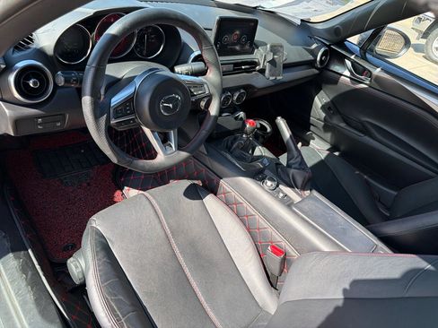 Used 2018 MAZDA MX-5 Miata Grand Touring RWD image 10