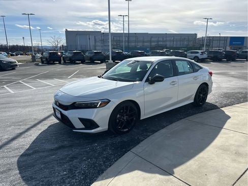 Certified 2023 Honda Civic Sport image 4