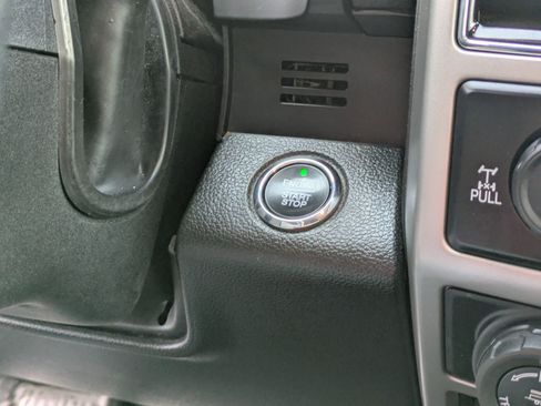 Used 2019 Ford F150 Lariat w/ Max Trailer Tow Package image 21